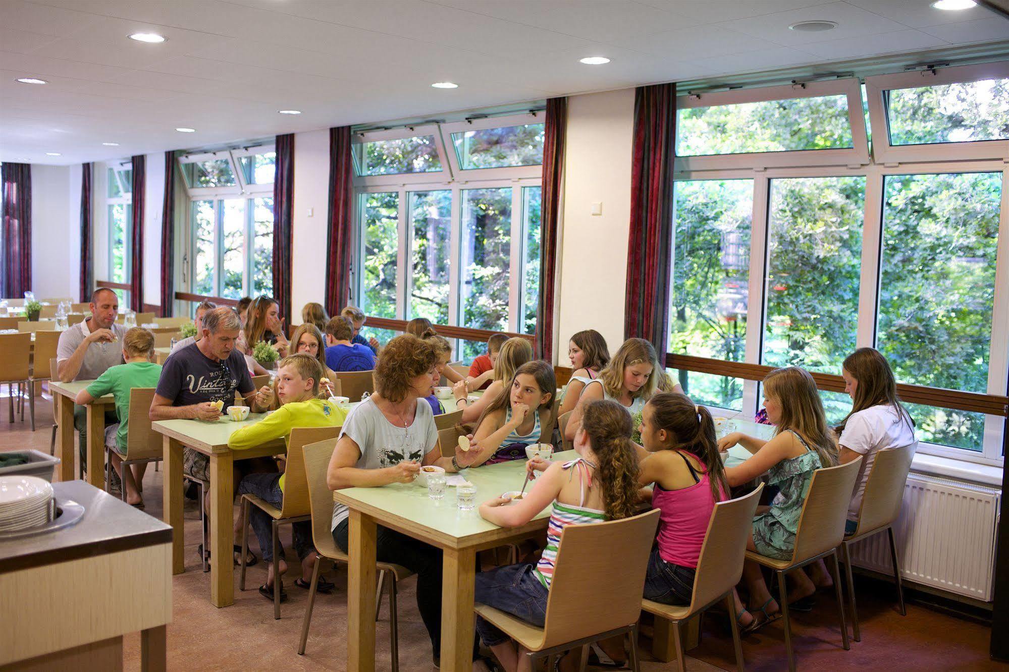 Stayokay Hostel Arnhem Kültér fotó